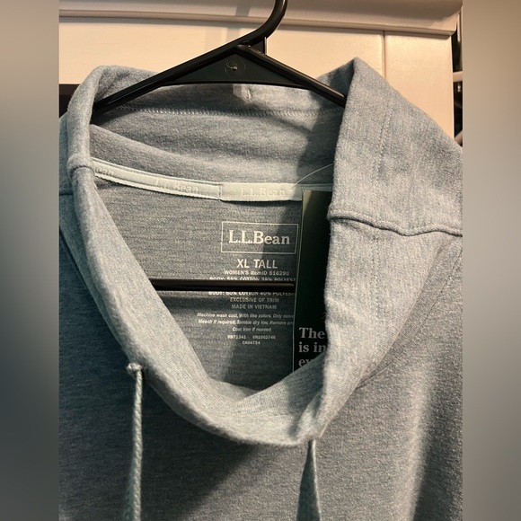 Llbean Pullover. NWT. - Picture 3 of 4